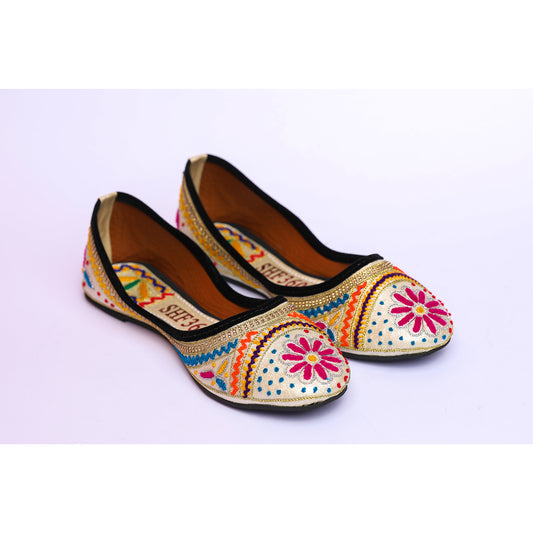 Embroidered Khussa